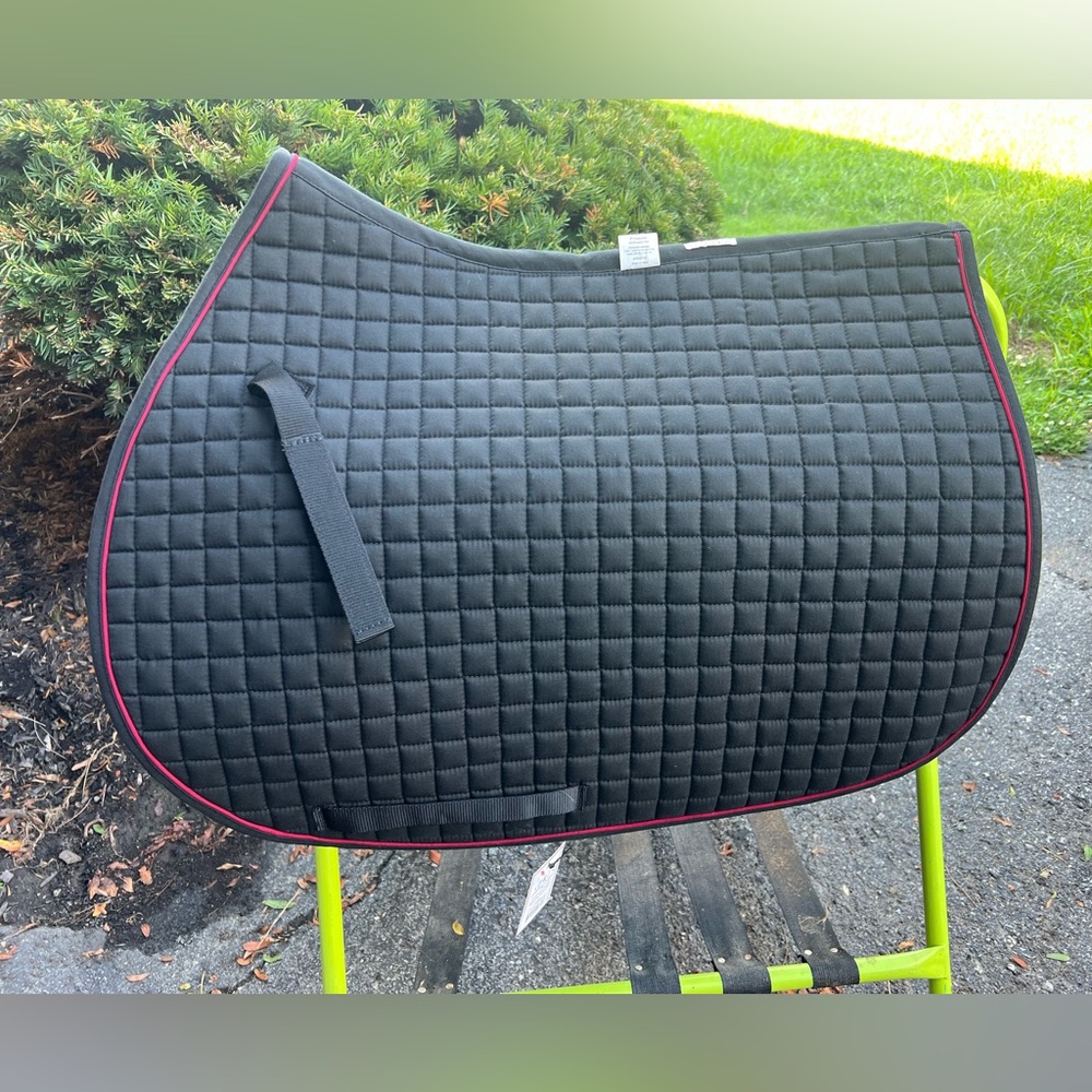 Black/burgundy PRI all purpose English jumping saddle pad